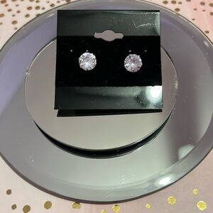 Gold cubic zirconia post earrings